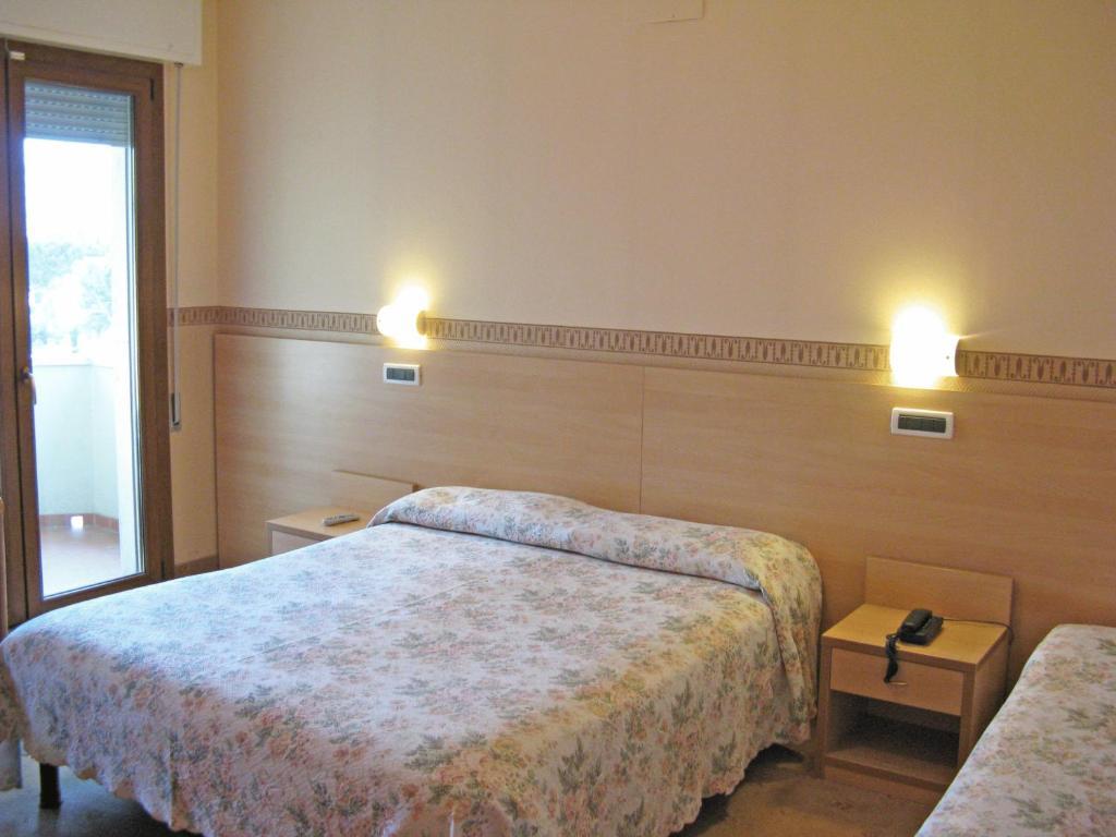 Lanterna Hotel 2*